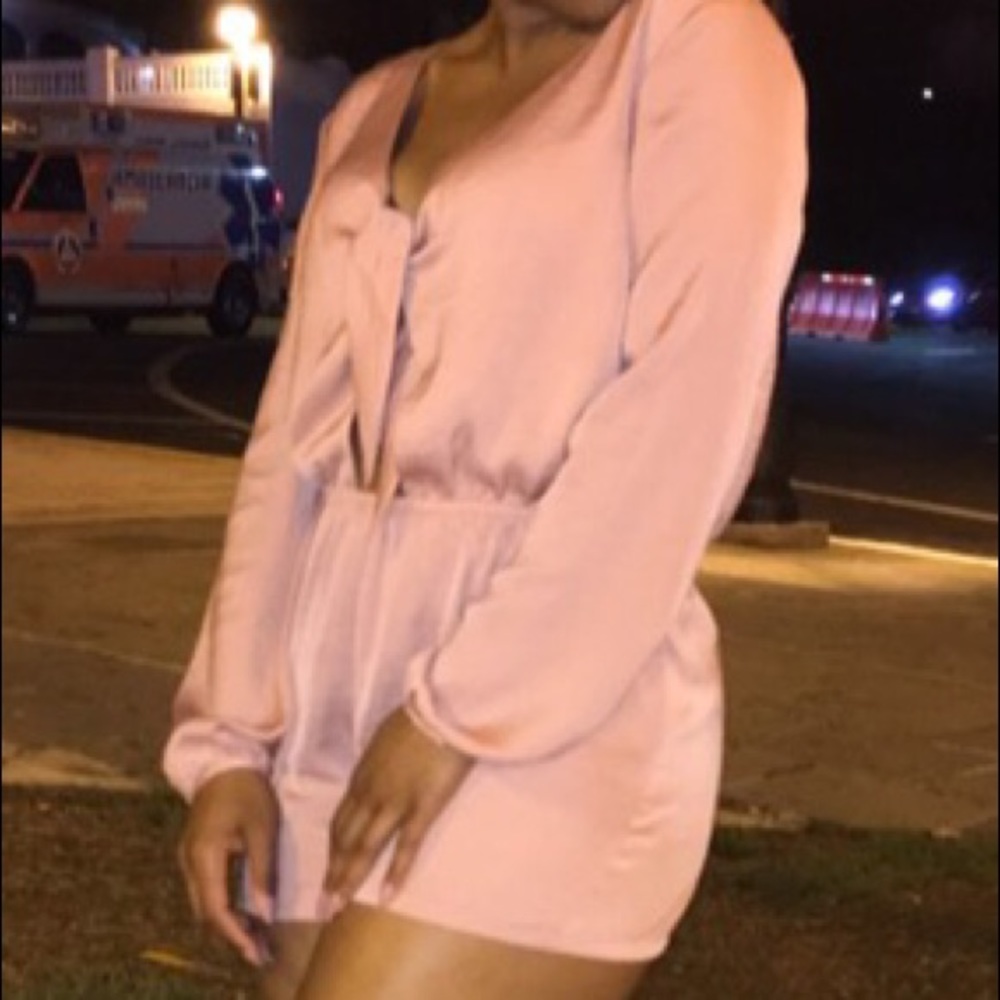 PINK ROMPER + GIFT